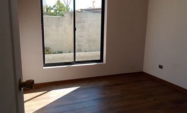 Casa en Arriendo en Estadio Español, Recreo
