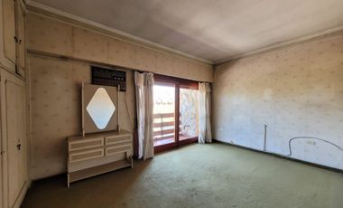 Venta casa 4 amb. Palomar jardín Lote propio