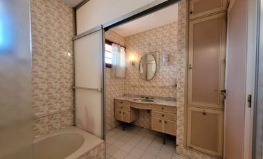 Venta casa 4 amb. Palomar jardín Lote propio