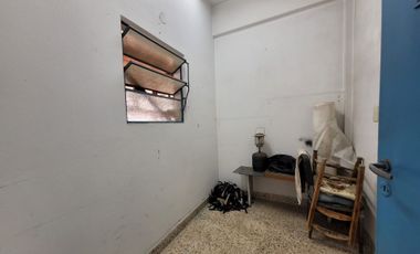 Venta casa 4 amb. Palomar jardín Lote propio
