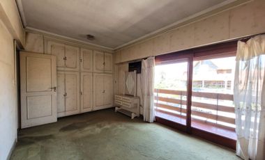 Venta casa 4 amb. Palomar jardín Lote propio