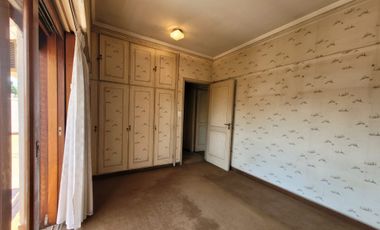 Venta casa 4 amb. Palomar jardín Lote propio