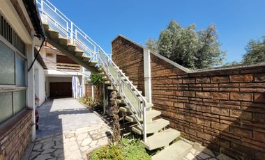 Venta casa 4 amb. Palomar jardín Lote propio