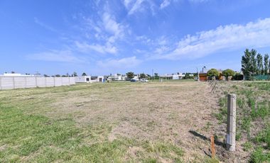 SE VENDE EXCELENTE LOTE EN BARRIO POLO VIEW