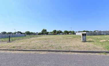SE VENDE EXCELENTE LOTE EN BARRIO POLO VIEW
