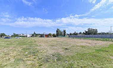 SE VENDE EXCELENTE LOTE EN BARRIO POLO VIEW