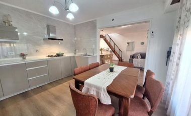 VENTA CASA 4 AMB. PARQUE QUINCHO PARRILLA QUILMES