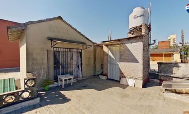 VENTA CASA 4 AMB. PARQUE QUINCHO PARRILLA QUILMES