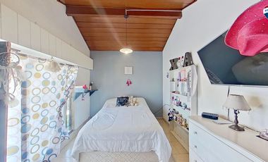 VENTA CASA 4 AMB. PARQUE QUINCHO PARRILLA QUILMES