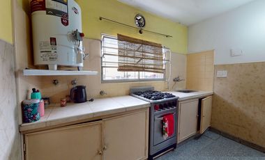 VENTA PH 3 AMB CON PATIO Y GALERIA QUILMES OESTE