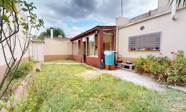 VENTA PH 3 AMB CON PATIO Y GALERIA QUILMES OESTE