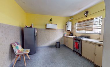 VENTA PH 3 AMB CON PATIO Y GALERIA QUILMES OESTE