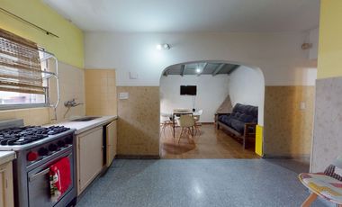 VENTA PH 3 AMB CON PATIO Y GALERIA QUILMES OESTE