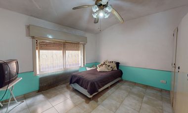 VENTA PH 3 AMB CON PATIO Y GALERIA QUILMES OESTE