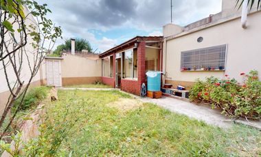 VENTA PH 3 AMB CON PATIO Y GALERIA QUILMES OESTE