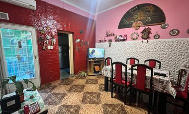 VENTA PH BOEDO- 2 AMBIENTES CON PATIO Y LAVADERO
