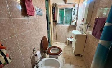 VENTA PH BOEDO- 2 AMBIENTES CON PATIO Y LAVADERO