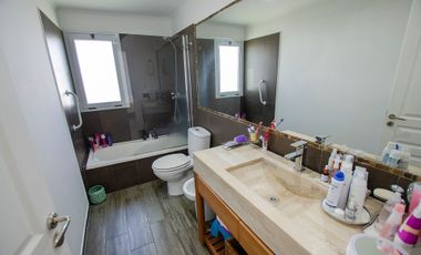 CASA EN VENTA EN LA MAGDALENA CANNING
