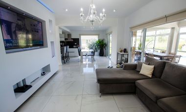 CASA EN VENTA EN LA MAGDALENA CANNING