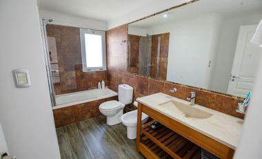 CASA EN VENTA EN LA MAGDALENA CANNING