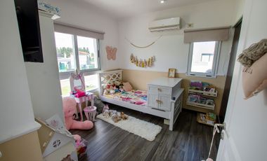 CASA EN VENTA EN LA MAGDALENA CANNING