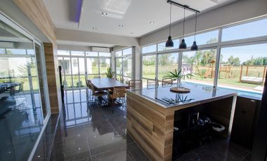 CASA EN VENTA EN LA MAGDALENA CANNING
