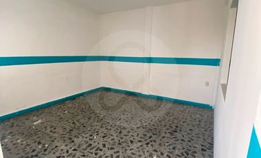 Casa uso de suelo en venta en Colinas del Lago