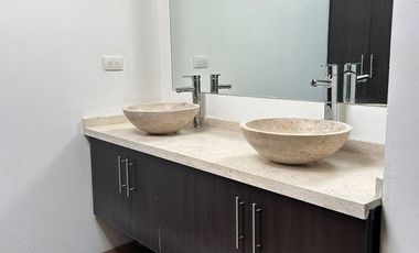 Casa en Renta en La Antigua Cementera, 3 recámaras, Puebla