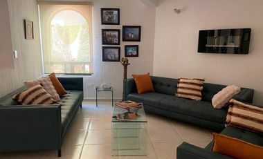 EN VENTA Casa en condominio - BALCONES DE LA HERRADURA