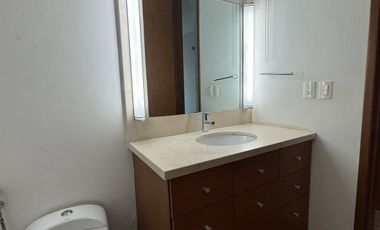 Casa de un piso, paneles , privada Allegra, Sta Gertrudis, Cabo Norte