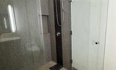 Casa de un piso, paneles , privada Allegra, Sta Gertrudis, Cabo Norte