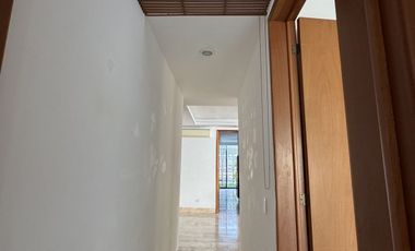 Casa de un piso, paneles , privada Allegra, Sta Gertrudis, Cabo Norte