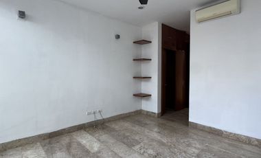 Casa de un piso, paneles , privada Allegra, Sta Gertrudis, Cabo Norte