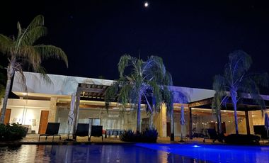 Casa de un piso, paneles , privada Allegra, Sta Gertrudis, Cabo Norte