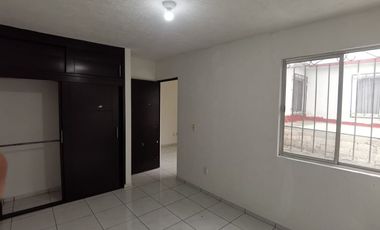 Se vende casa de 3 recamaras en Jardines de la Hacienda, Tonalá, Jalisco. $1,435,000