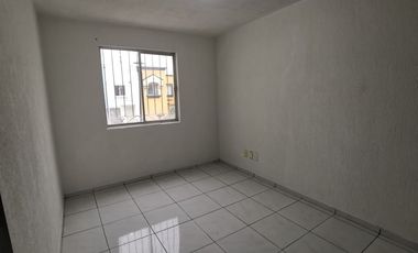 Se vende casa de 3 recamaras en Jardines de la Hacienda, Tonalá, Jalisco. $1,435,000