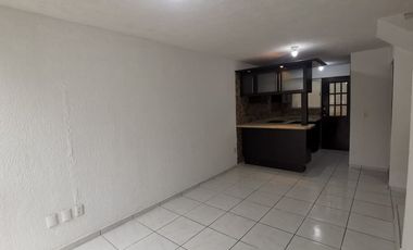Se vende casa de 3 recamaras en Jardines de la Hacienda, Tonalá, Jalisco. $1,435,000