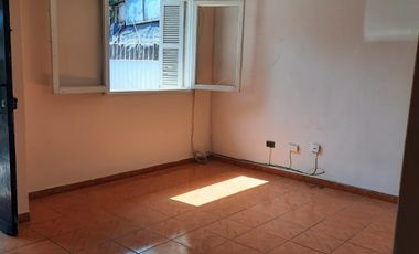 ARRIENDO CASA 3HAB 1BA SAN JOAQUÍN