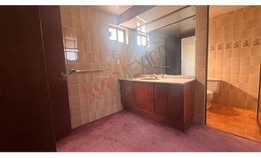 ¡CASA CON JARDIN EN VENTA EN BOSQUE DE BALUARTE, BOSQUES DE LA HERRADURA!