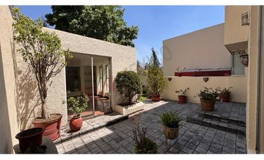 ¡CASA CON JARDIN EN VENTA EN BOSQUE DE BALUARTE, BOSQUES DE LA HERRADURA!