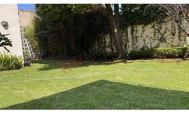 ¡CASA CON JARDIN EN VENTA EN BOSQUE DE BALUARTE, BOSQUES DE LA HERRADURA!