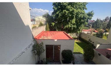 ¡CASA CON JARDIN EN VENTA EN BOSQUE DE BALUARTE, BOSQUES DE LA HERRADURA!