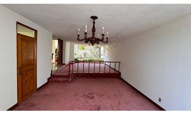 ¡CASA CON JARDIN EN VENTA EN BOSQUE DE BALUARTE, BOSQUES DE LA HERRADURA!
