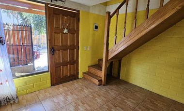 VENTA DE CASA EN PLACILLA 3 DORMITORIOS 2 BAÑOS