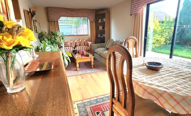 OPORTUNIDAD ÚNICA, CASA EN EXCLUSIVO SECTOR RESIDENCIAL