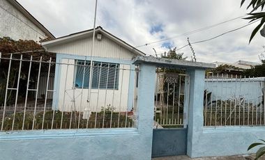 Casa en Venta en 9 de enero 02752