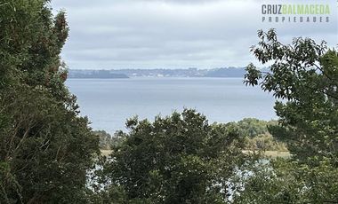 Casa en Arriendo en Amoblada en Puerto Rosales con acceso Lago