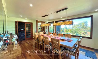 Gran casa en exclusivo condominio con vista al volcán