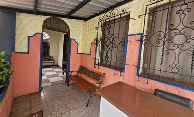 Casa Rentera en Venta,  Centro de Guayaquil AnaA