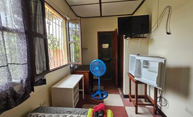 Casa Rentera en Venta,  Centro de Guayaquil AnaA